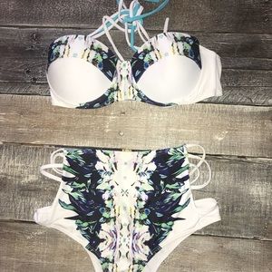 High waisted bikini set